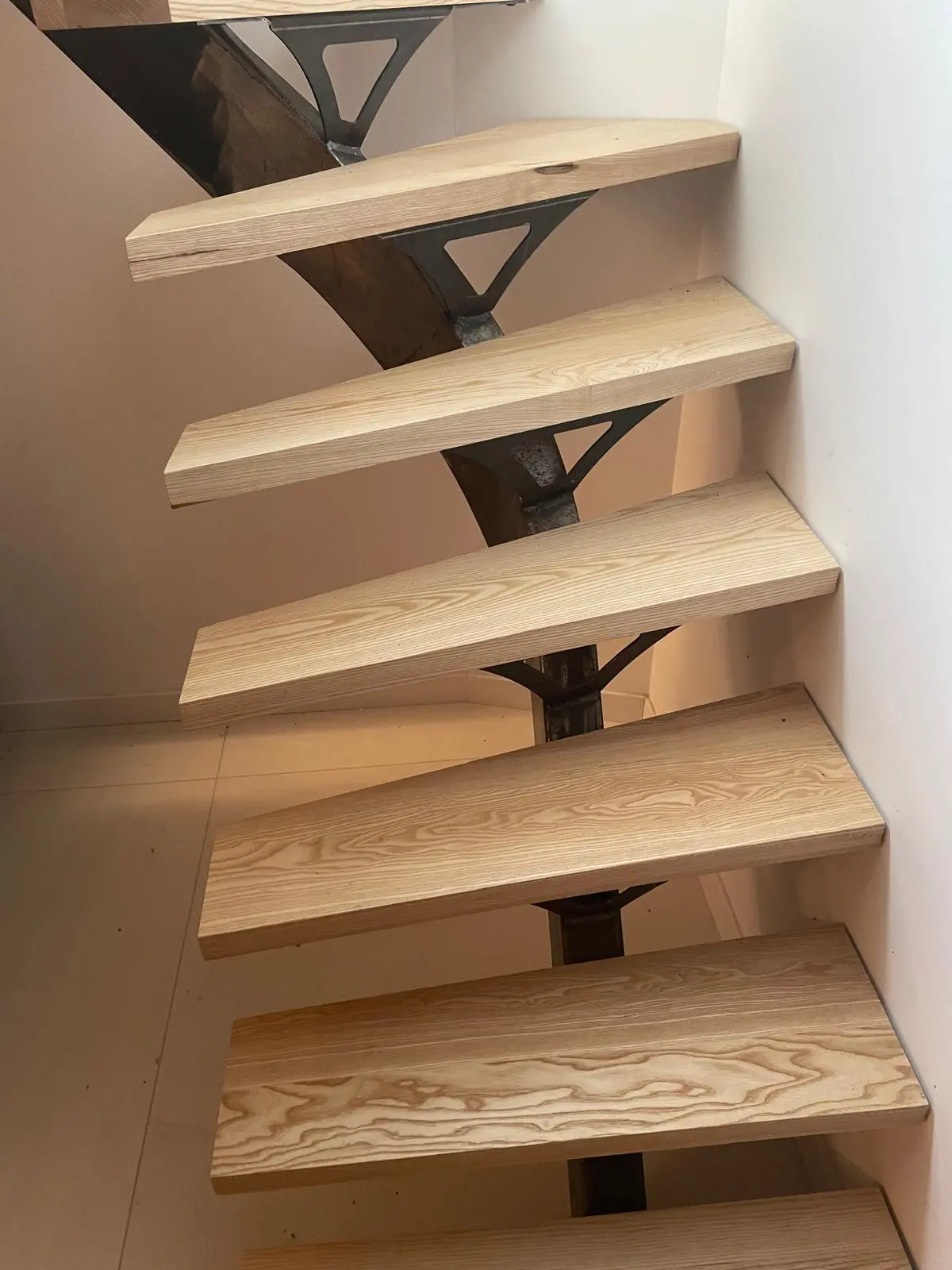 Escalier avec garde-corps